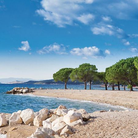 Cozy Apartment In Crikvenica With Kitchen Bagian luar foto